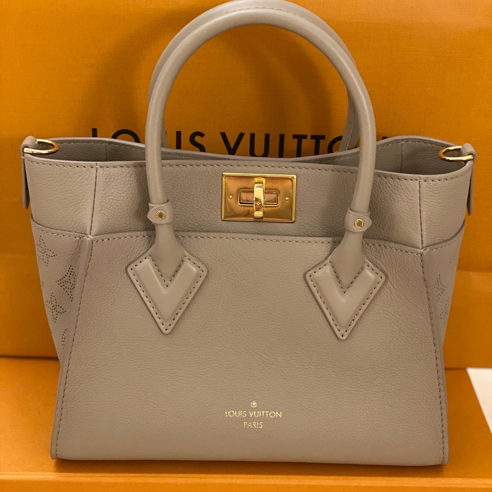 Louis Vuitton On My Side PM tote bag